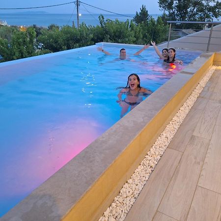 Villa Vasillis-Heated Swimming Pool With Infinity View Vitaládes 외부 사진