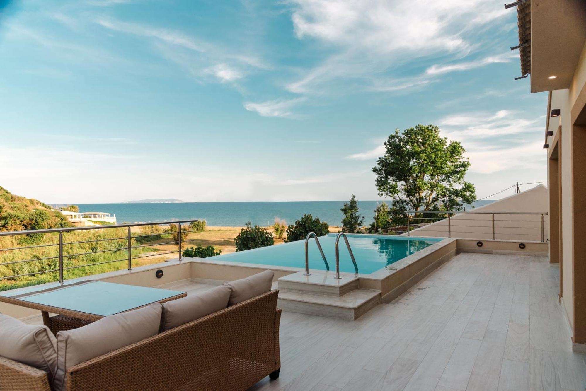 Villa Vasillis-Heated Swimming Pool With Infinity View Vitaládes 외부 사진