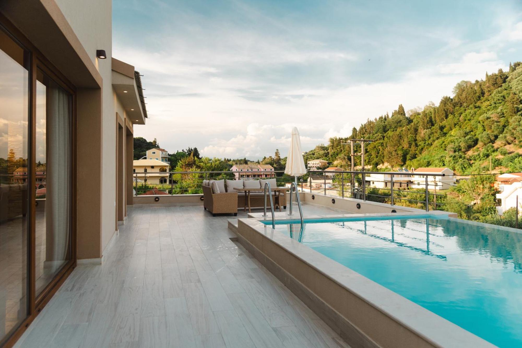 Villa Vasillis-Heated Swimming Pool With Infinity View Vitaládes 외부 사진