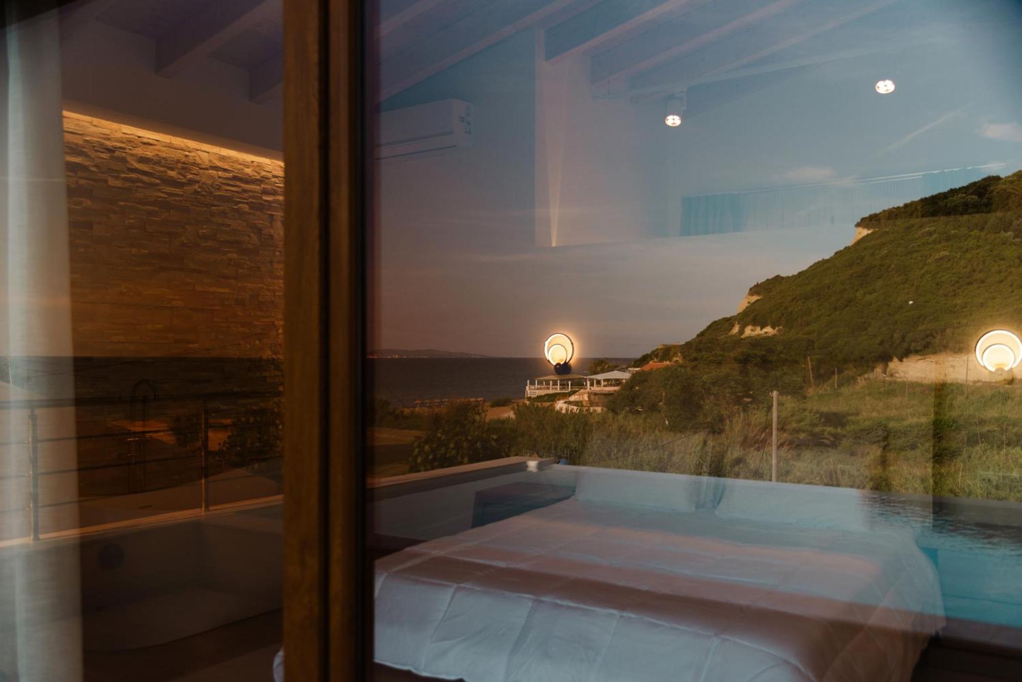 Villa Vasillis-Heated Swimming Pool With Infinity View Vitaládes 외부 사진