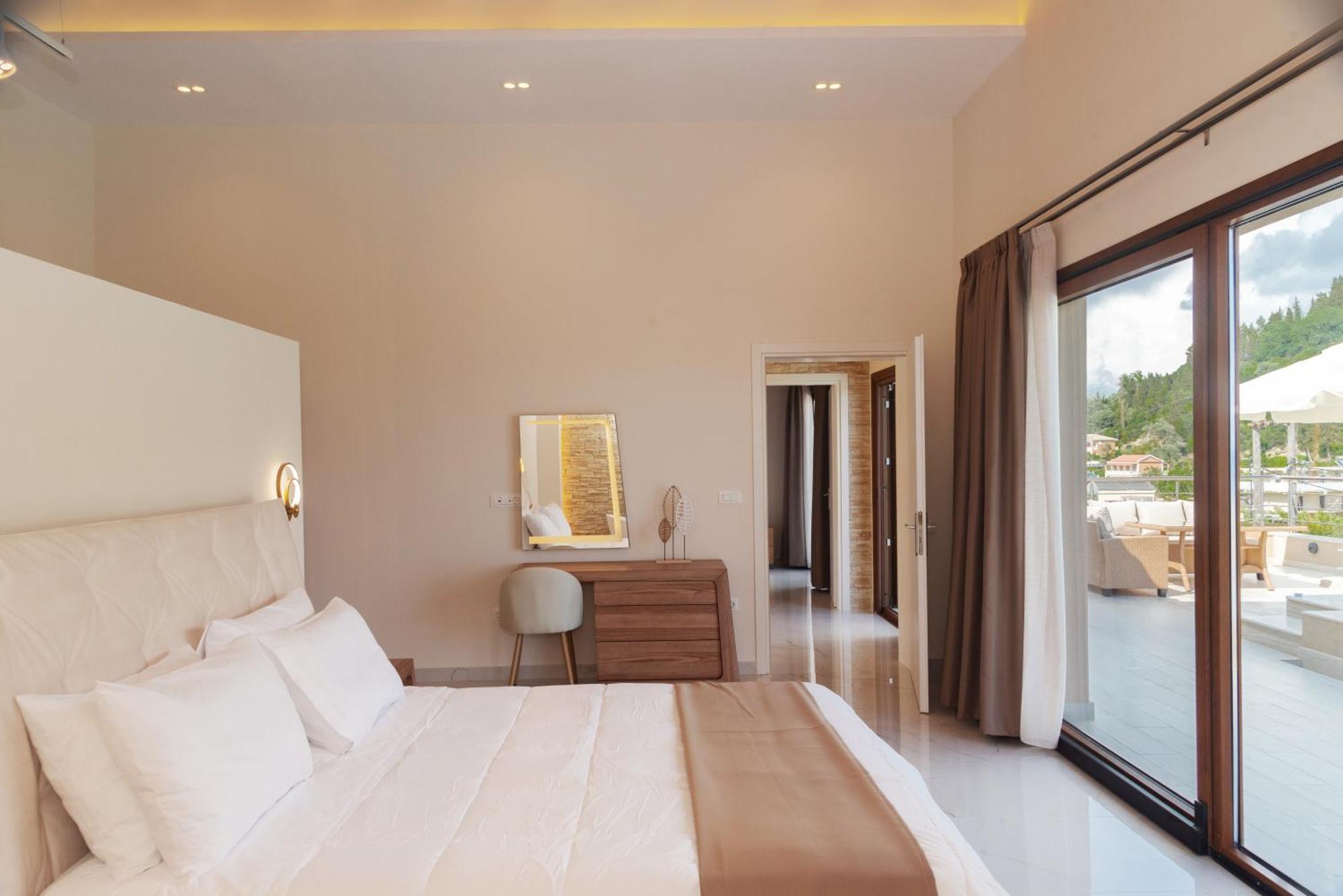 Villa Vasillis-Heated Swimming Pool With Infinity View Vitaládes 외부 사진