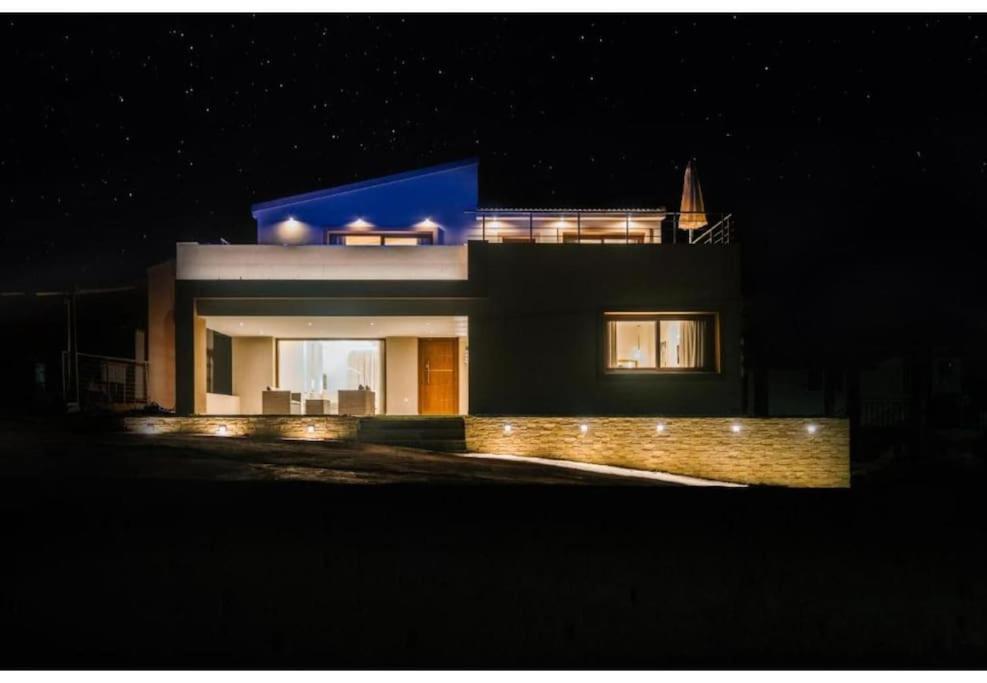 Villa Vasillis-Heated Swimming Pool With Infinity View Vitaládes 외부 사진