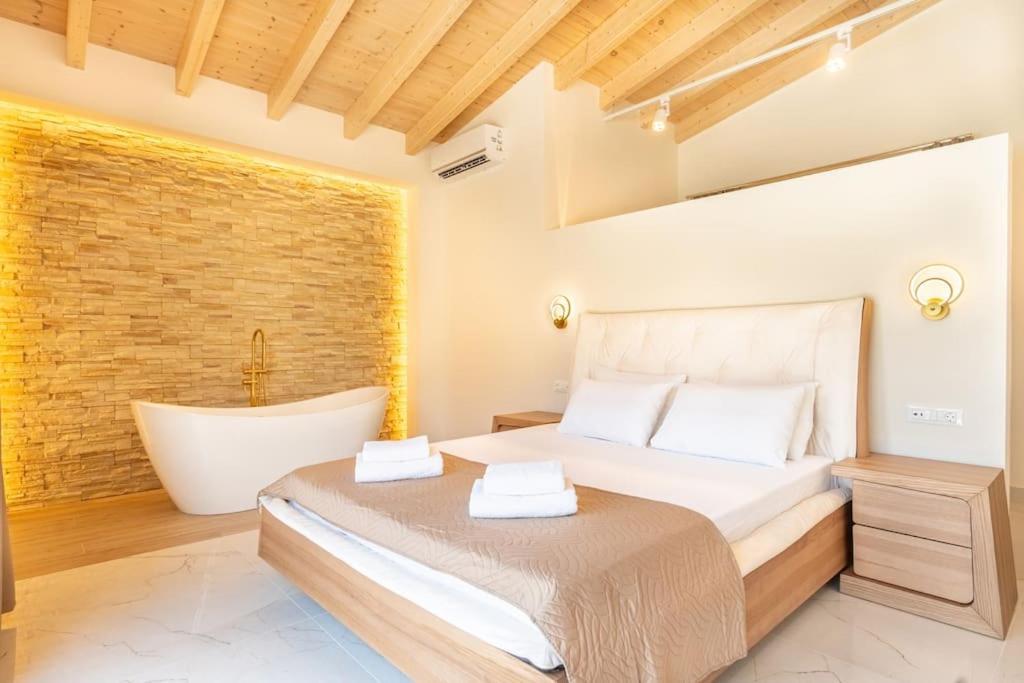 Villa Vasillis-Heated Swimming Pool With Infinity View Vitaládes 외부 사진