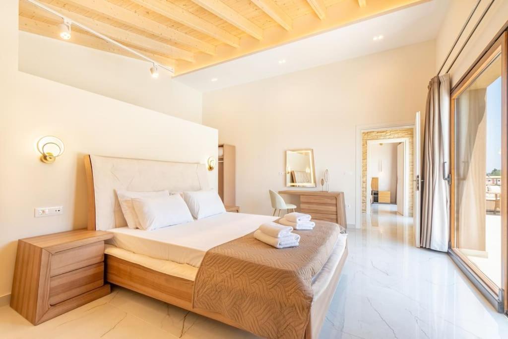 Villa Vasillis-Heated Swimming Pool With Infinity View Vitaládes 외부 사진