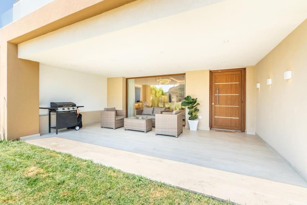 Villa Vasillis-Heated Swimming Pool With Infinity View Vitaládes 외부 사진